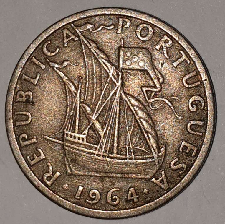 1964 - 2.5 ESCUDOS - 2$50 - 2 1/2 - PORTUGAL - PORTUGUESA - KM#590 - COPPER-NICKEL - PORTUGUESE